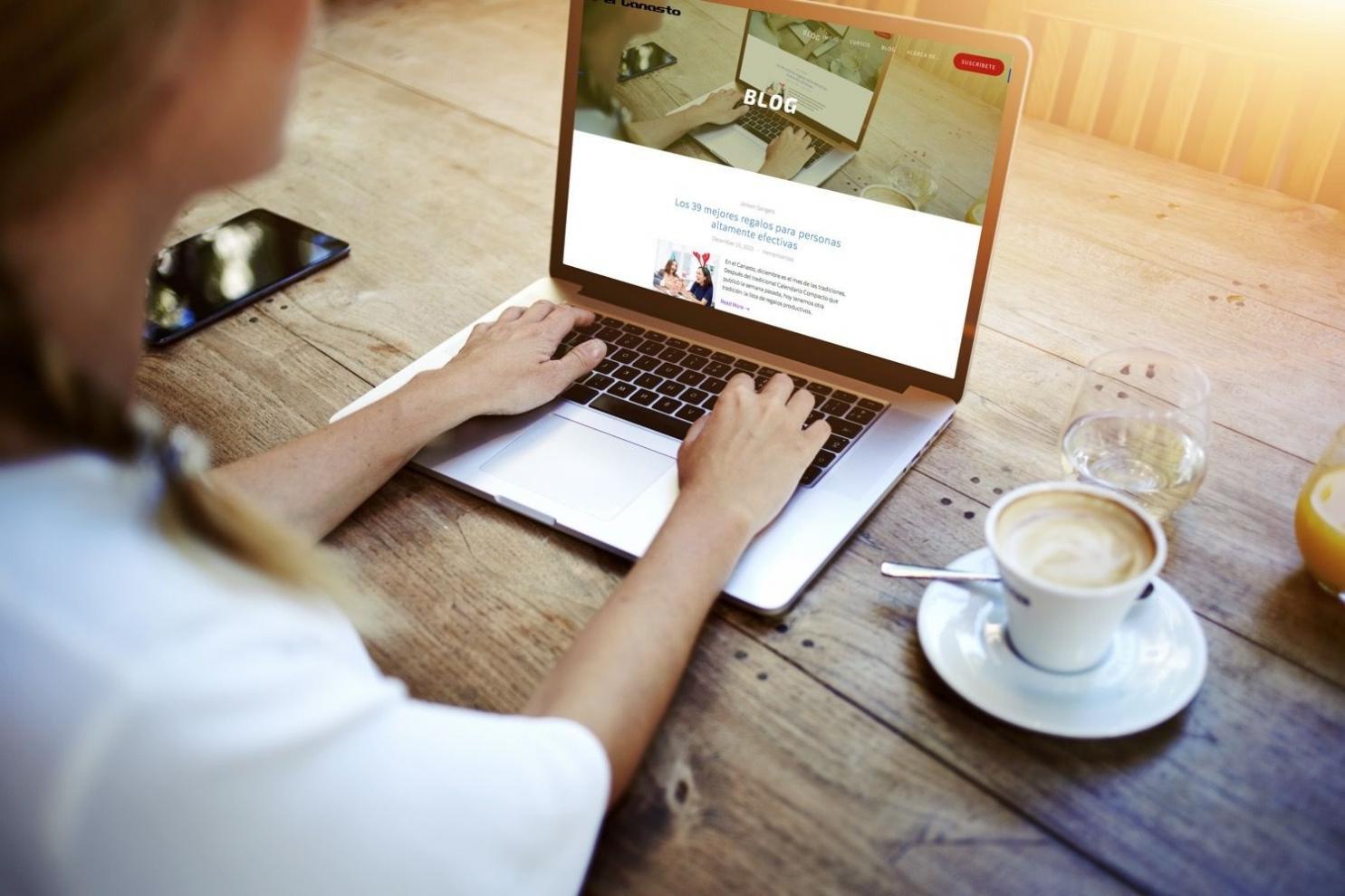 Práce na procesech v kanceláři Plenex Ulsar